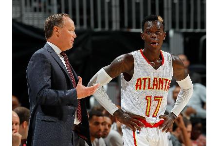 Zu spät im Bus: Schröder verliert Startplatz bei den Hawks Zu spät im Bus: Schröder verliert Startplatz bei den Hawks
