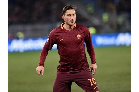 Totti führt AS Rom ins Halbfinale gegen Lazio