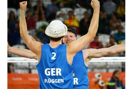 Zwei Beachvolleyball-Duos erreichen Viertelfinale Zwei Beachvolleyball-Duos erreichen Viertelfinale