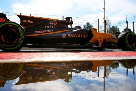 Nico Hülkenberg und sein Renault sorgten ebenfalls für einige spektakuläre Bilder.
