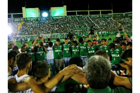 90 Tage nach Katastrophe: Chapecoense's erste Auslandsreise