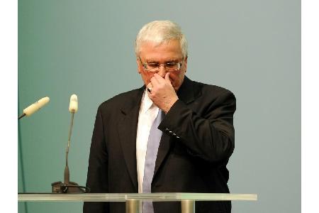 WM-Affäre: Zwanziger scheitert mit Klage gegen das Land Hessen WM-Affäre: Zwanziger scheitert mit Klage gegen das Land Hessen