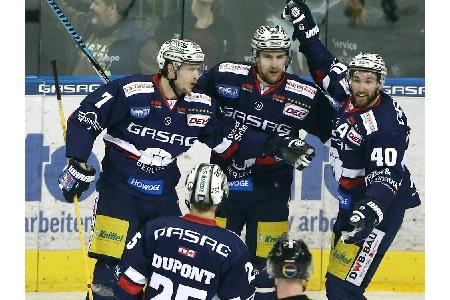 DEL-Play-offs: Eisbären gleichen Serie gegen Mannheim aus DEL-Play-offs: Eisbären gleichen Serie gegen Mannheim aus