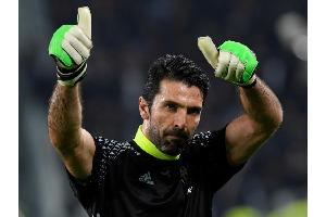 Torwart Buffon vor 1000. Spiel als Profifußballer