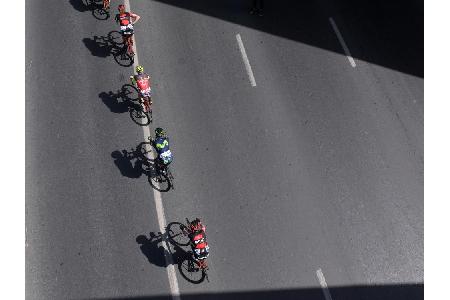 Tirreno-Adriatico: BMC Racing gewinnt Auftakt-Teamzeitfahren Tirreno-Adriatico: BMC Racing gewinnt Auftakt-Teamzeitfahren