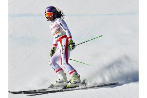 Nach erneuter OP: Ski-Olympiasiegerin Veith fällt sechs Monate aus