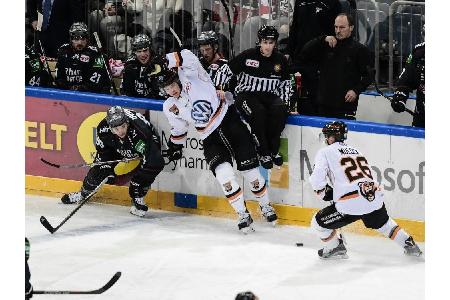 DEL: Vizemeister Wolfsburg zum fünften Mal in Folge im Halbfinale