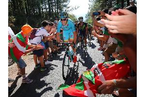 Nach Sieg im Team-Zeitfahren: Valverde übernimmt Führung bei Katalonien-Rundfahrt