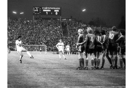 Mit einem 2:1-Sieg im Rücken reist der VfB in den Borussia-Park. Dort spielt hauptsächlich der Gastgeber. Letztlich gewinnen...