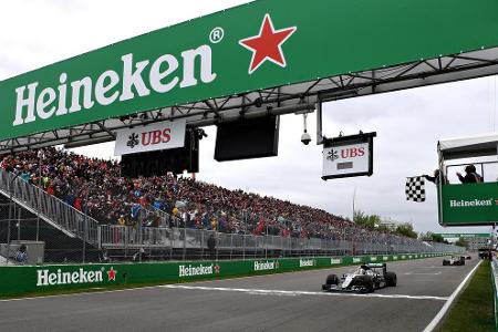 Lewis Hamilton sicherte sich 2016 seinen fünften Sieg in Montreal. Zwei fehlen ihm noch bis zu Michael Schumacher, der gleic...