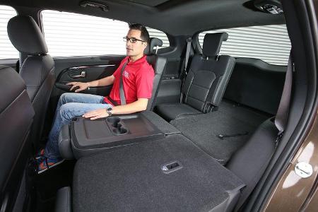 Kia Carens 1.7 CRDi, Fondsitze