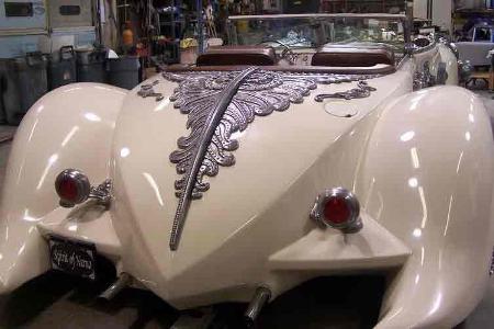 Nautilus Car Replica
