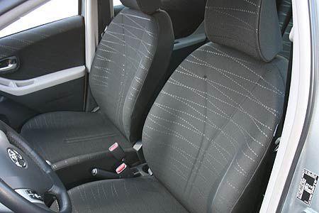 Der Yaris bietet vorne auch großgewachsenen Passagieren ausreichend Platz.