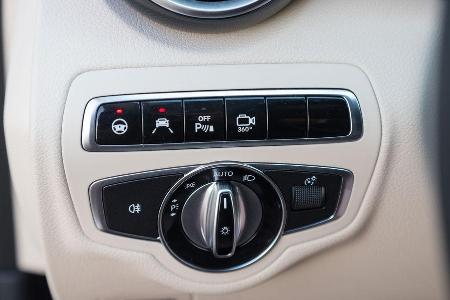 Mercedes C400 4Matic, Bedienelement