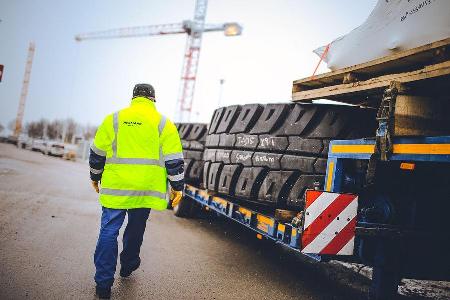Liebherr T 264 Muldenkipper Bauma 2016