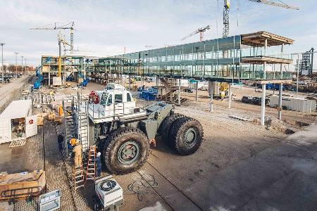 Liebherr T 264 Muldenkipper Bauma 2016