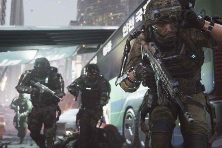 Soldatenaufmarsch in Call Of Duty: Advanced Warfare.