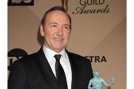Seine ersten Schauspielerfahrungen sammelte Kevin Spacey (58) auf der Chatsworth High School in Los Angeles.