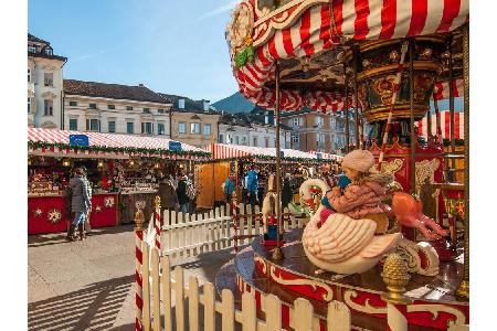 Deutlich jünger ist da schon der Vertreter aus Bozen im italienischen Südtirol. Seit gut 20 Jahren lockt die Veranstaltung a...