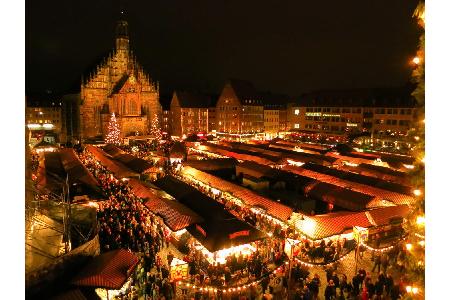 Einen deutschen Vertreter mussten wir dann doch in unsere Liste aufnehmen: Den Christkindlesmarkt in Nürnberg (1.12.-24.12.)...