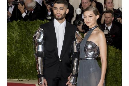 Auch dieses Paar überstand eine kurzzeitige Trennung im vergangenen Jahr unbeschadet: Zayn Malik (24) und Gigi Hadid (22) ko...