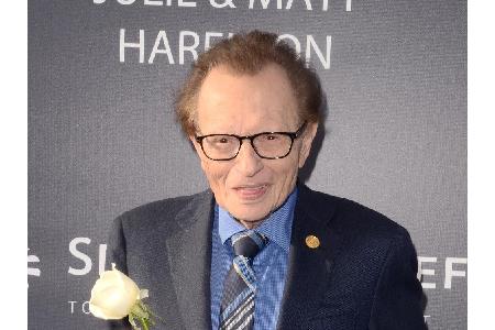 Nachdem bei der Talkshow-Legende Larry King (83) Diabetes-Typ 2 festgestellt wurde, bekam er einen Bypass eingesetzt. Zudem ...