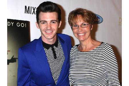 Während es Drake Bell (31) zu Schauspielerei und Gesang zieht, ist der Rest der Familie eher sportlich begabt. Sein Cousin H...