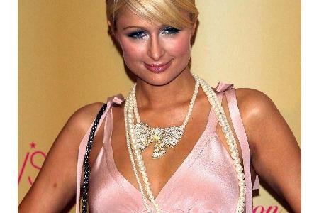 00er: in den 2000ern waren eher Pink, blond und mädchenhaft angesagt - verantwortlich dafür: Paris Hilton und...