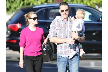 Nach ihrer Ehe mit Ryan Phillippe und einer Beziehung mit Jake Gyllenhaal fand Reese Witherspoon mit ihrem Agenten Jim Roth ...