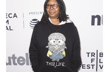 Flugangst zählt zu den Klassikern unter den Phobien. Auch Whoopi Goldberg hatte große Probleme damit, in ein Flugzeug zu ste...