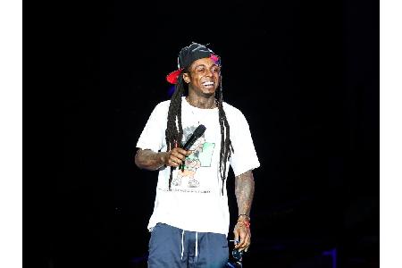 Bevor seine Karriere als Gangster-Rapper so richtig in Schwung kam, hatte Lil Wayne (34) schon Routine als Papa. 1998 - da w...
