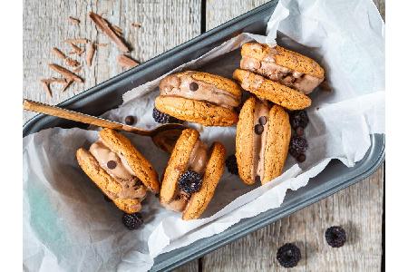 Ebenfalls super angesagt sind Icecream-Sandwiches. Die lassen sich auch zuhause ganz leicht nachmachen: Lieblings-Cookie-Rez...