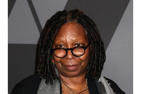 Whoopi Goldberg klingt für eine Schauspielerin zu schön, um wahr zu sein? Ja, so ist es auch. Die 62-jährige Oscar-Preisträg...