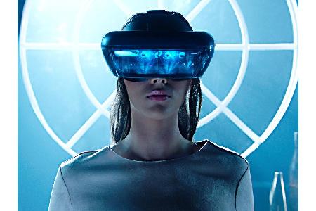Das Set aus AR-Headset, Lichtschwert-Controller und Peilsender ermöglicht es jedem, zum Wohnzimmer-Jedi zu werden.