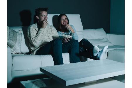 So wird es möglich Inhalte wie Serien oder Filme mit einfachsten Mitteln auf den Fernseher zu bringen.