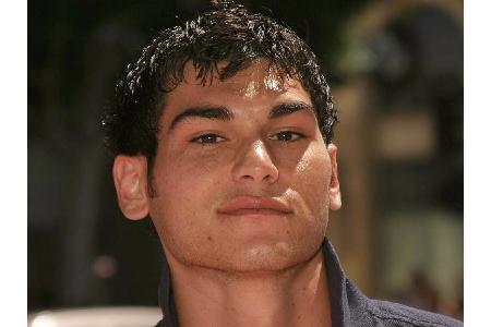 Traurige Nachrichten aus den USA am 1. November: Der TV-Schauspieler Brad Bufanda nahm sich mit nur 34 Jahren das Leben.