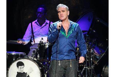 Die Bühnen-Outfits von Sänger Morrissey (58) haben offenbar auch nicht überzeugt: Er belegt Platz fünf der 