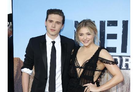 Ein süßes Liebes-Comeback feierten 2017 Brooklyn Beckham und Chloë Grace Moretz! Nachdem sich die beiden 2016 getrennt hatte...