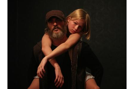 Ein junges Mädchen wird vermisst. Joe (Joaquin Phoenix), ein brutaler und vom eigenen Leben sowohl gequälter als auch gezeic...