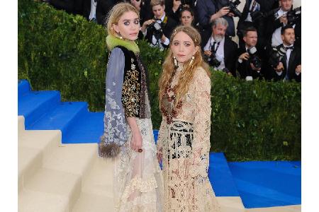 Die Zwillinge Mary Kate und Ashley Olsen haben zwar Accounts bei Twitter, doch sie posten seit Jahren nichts mehr. Sie wolle...