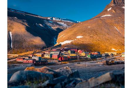 Auch in Europa gibt es Orte, an denen Ruhe garantiert ist, zum Beispiel Longyearbyen auf der norwegischen Insel Spitzbergen....