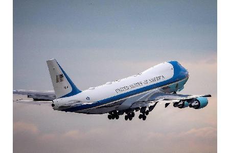 Auch Silvester verbrachten Donald und Melania Trump in Florida und flogen erst am 1. Januar 2018 mit der Air Force One zurüc...