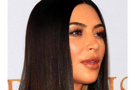 Ungeschminkt sieht man Kim Kardashian West (37) so gut wie nie. Ihre Stylistin verriet der 