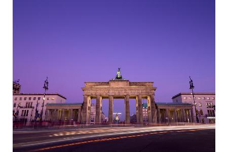 Die Hauptstadt ist die zweitgünstigste Stadt, in der man Eislaufen kann. Berlin verlangt nur 3,60 Euro für Erwachsene und 2 ...