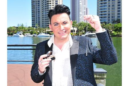 Matthias Mangiapane will gut aussehen und seine Schwiegermutter bei sich haben: der Reality-Star nimmt etwas Make-up und die...