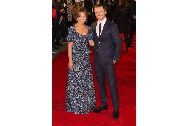 ...viel Zeit ließen sich diese zwei, bevor sie ihre Liebe endlich öffentlich machten: Alicia Vikander und Michael Fassbender...
