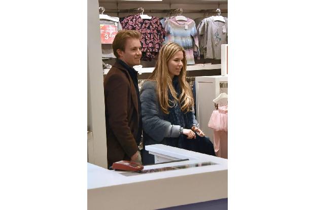...in einen Store, der alle Wünsche zu erfüllen versprach. Obwohl eher für die Bambini als für die etwas älteren Mädchen mac...