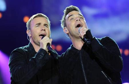 ...Hit 'Shame' meldeten sich die Jungs in Vollbesetzung wieder zurück. Allerdings nicht lange, denn Robbie pausierte daraufh...