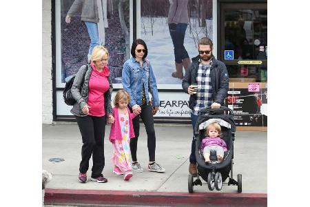 ...verbrachte Jack Osbourne seinen Sonntag. Der Sohn von Schockrocker Ozzy Osbourne nutzte die Freizeit, um mit seiner Frau ...