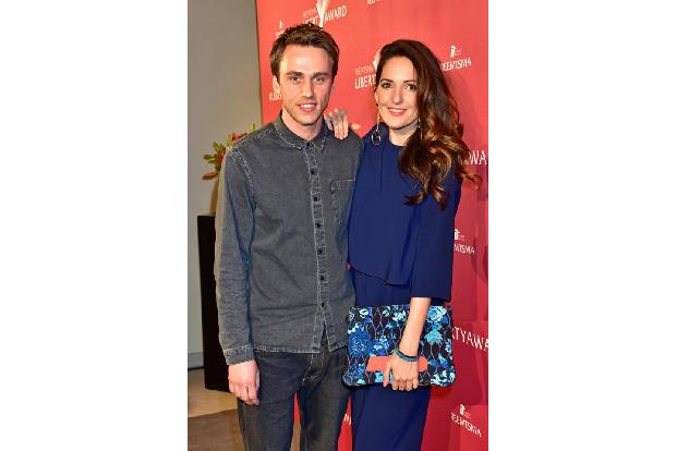 ...hatte bei diesem Event fast so viele Fans wie Ronan Farrow - zumindest Moderatorin Johanna Klum musste unbedingt ein Foto...